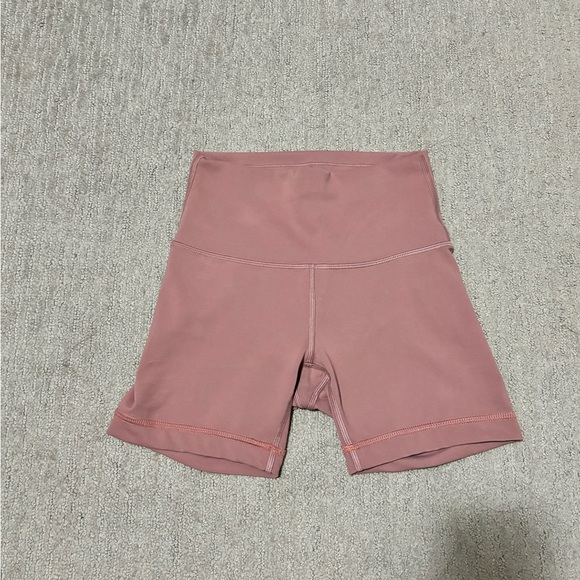 Lululemon 4” wunder train shorts - Picture 4 of 7